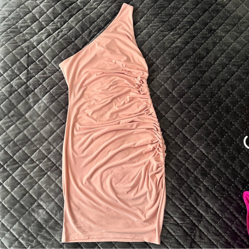 Michael Costello x Revolve Ruched Bodycon Mini Dress in Pink Size Medium - Picture 2 of 8